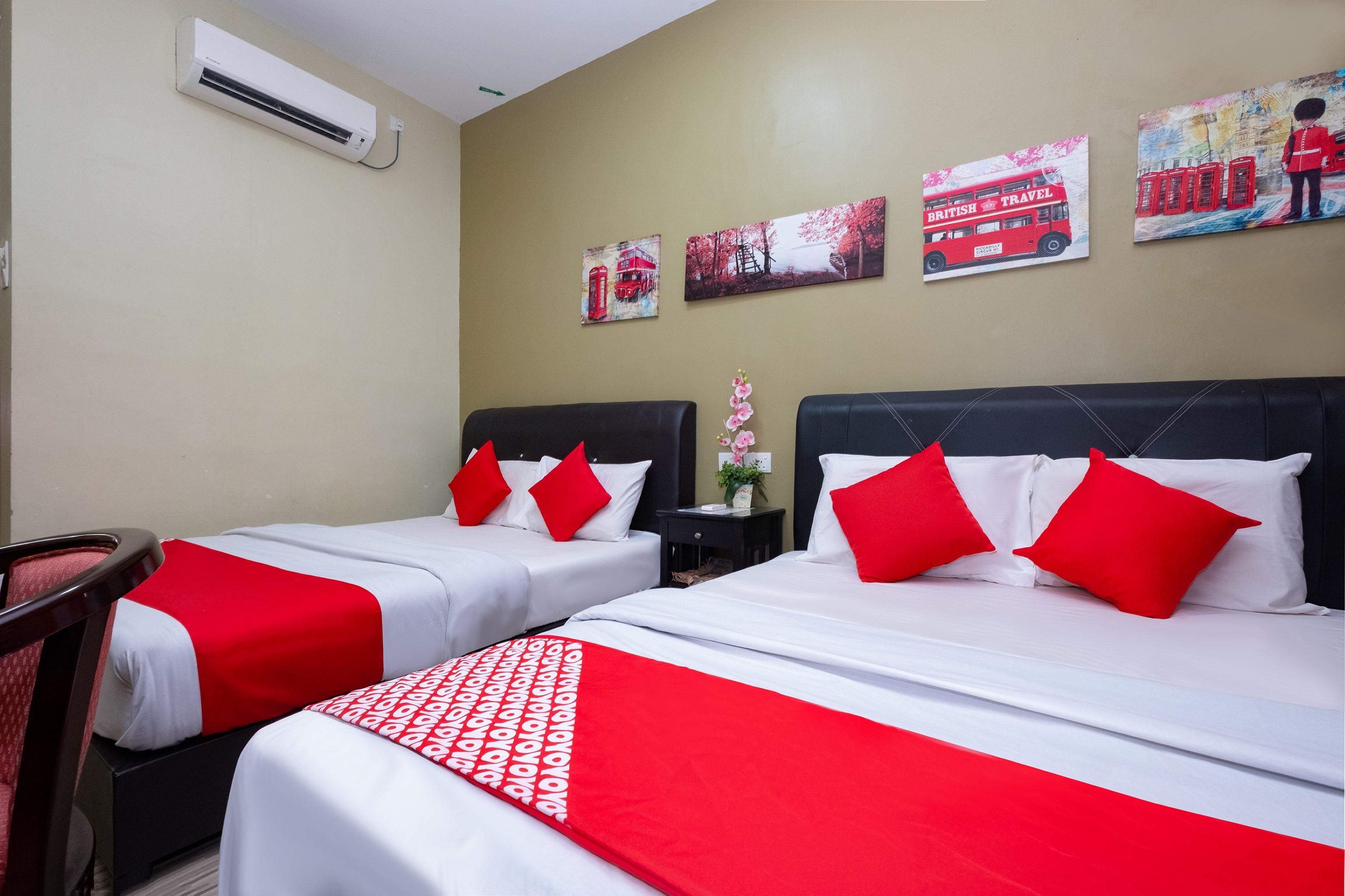 Oyo 89981 Nyamanya Hotel Куантан Екстериор снимка